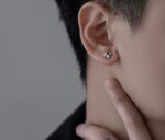 八芒星设计款耳钉Octagram Stud Earrings - Image 5
