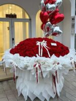 9999朵巨型玫瑰花束Giant Roses Bouquet